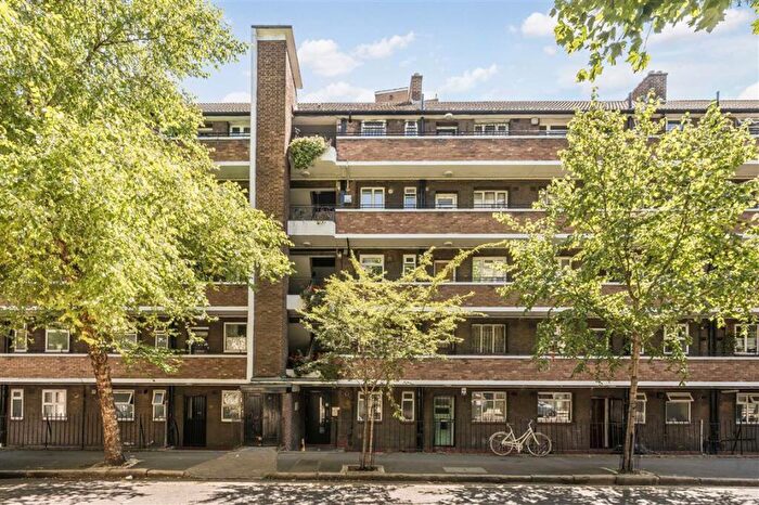 2 Bedroom Flat For Sale In Bevenden Street, London, N1