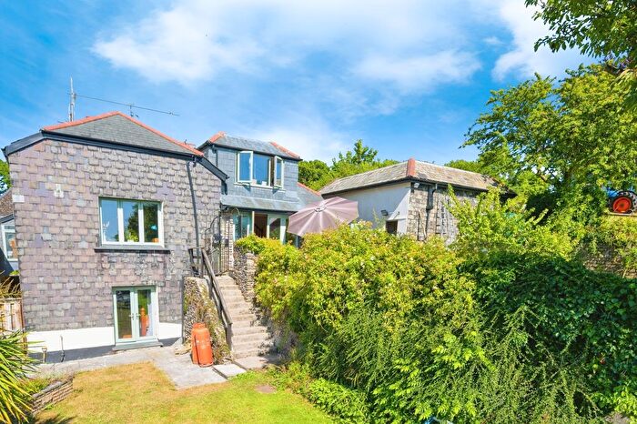 5 Bedroom Barn Conversion For Sale In Worston, Yealmpton, Plymouth, Devon, PL8