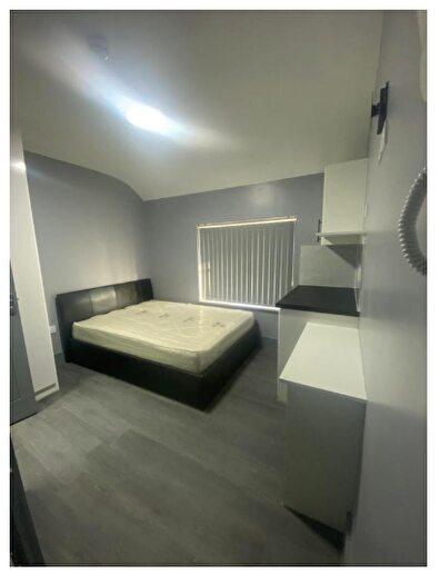 Studio To Rent In Greenford, Greenford, UB6