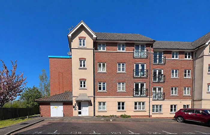 2 Bedroom Flat For Sale In Viridian Square, Aylesbury, HP21