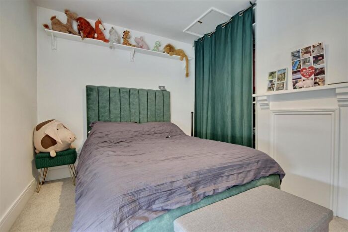 2 Bedroom Property To Rent In Guildford Road, Portsmouth, PO1