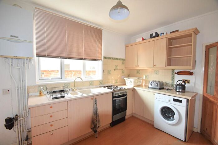 3 Bedroom Terraced House To Rent In Montgomerie Road, Southsea, PO5