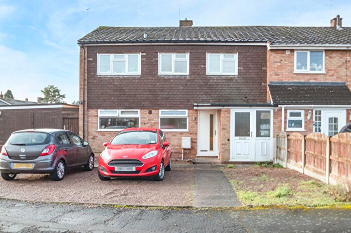 1 Bedroom Apartment To Rent In Lincoln Road, Bromsgrove, Worcestershire, B61