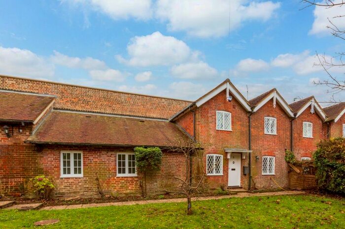 3 Bedroom Semi-Detached House To Rent In Tudeley Road, Tonbridge, TN11