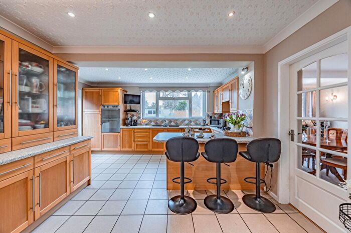 5 Bedroom Detached House For Sale In Meadway, Bramhall, SK7