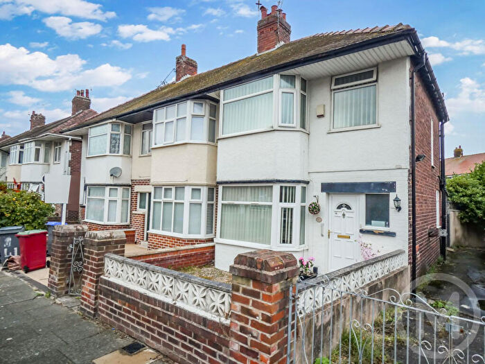 3 Bedroom End Of Terrace House For Sale In Baines Avenue, Highfurlong, FY3
