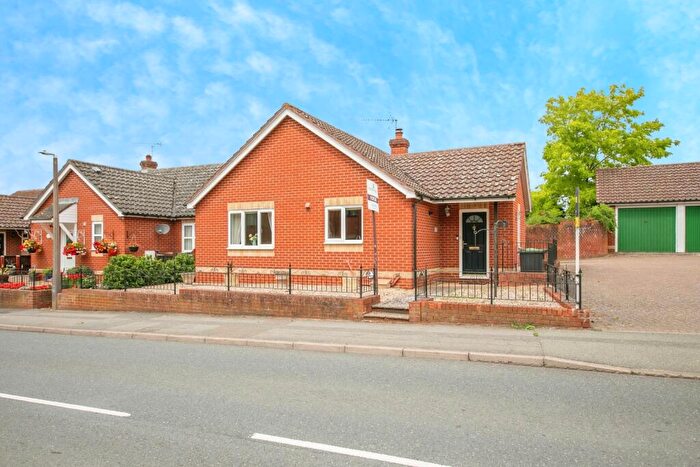 2 Bedroom Bungalow For Sale In Church Lane, Ipswich, Suffolk, IP6
