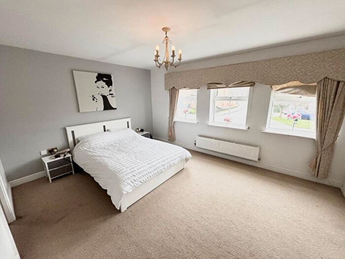 6 Bedroom Detached House To Rent In Troon Way, Burbage, LE10
