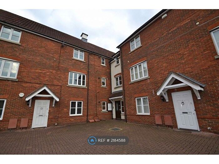 2 Bedroom Flat To Rent In Chafford Hundred, Grays, RM16