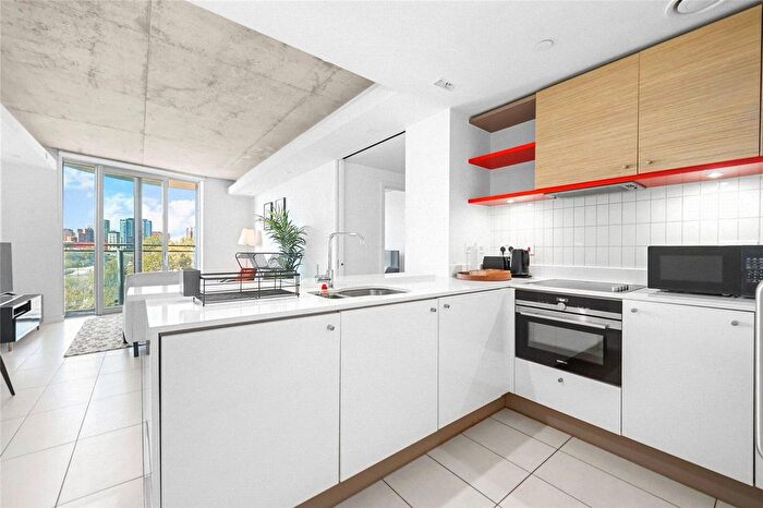 1 Bedroom Flat For Sale In Tidal Basin Road, Royal Docks, London, E16