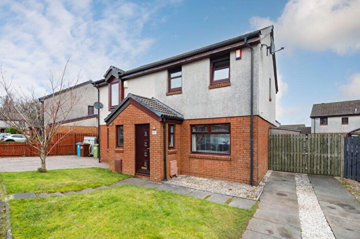3 Bedroom Semi Detached House For Sale In Harris Close, Newton Mearns, G77