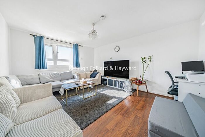 1 Bedroom Flat To Rent In Lexden Road, London, W3