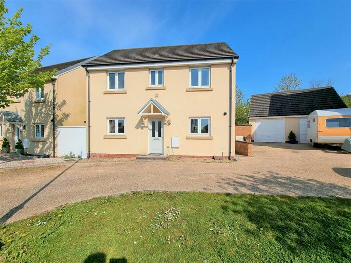 3 Bedroom Detached House To Rent In Ffordd Y Grug, Coity, Bridgend, CF35