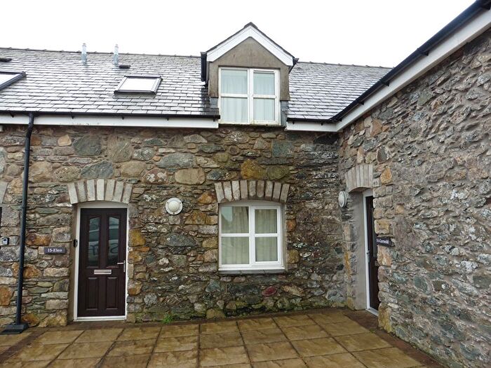 Cottage To Rent In Cefn Cwmwd Cottages, Llangefni, LL77