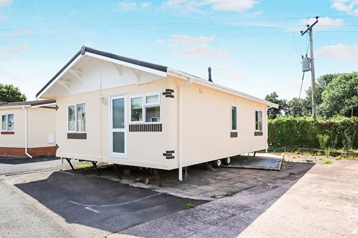 2 Bedroom Park Home For Sale In Ball Lane, Coven Heath, Wolverhampton, WV10