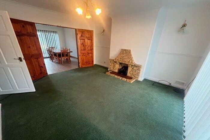 3 Bedroom Property To Rent In Springwood, Caerdydd, CF23