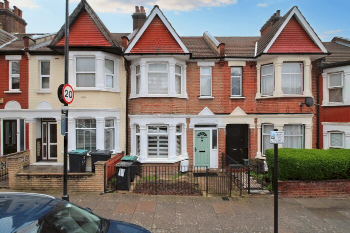3 Bedroom Terraced House To Rent In Dunbar Road, London, N22