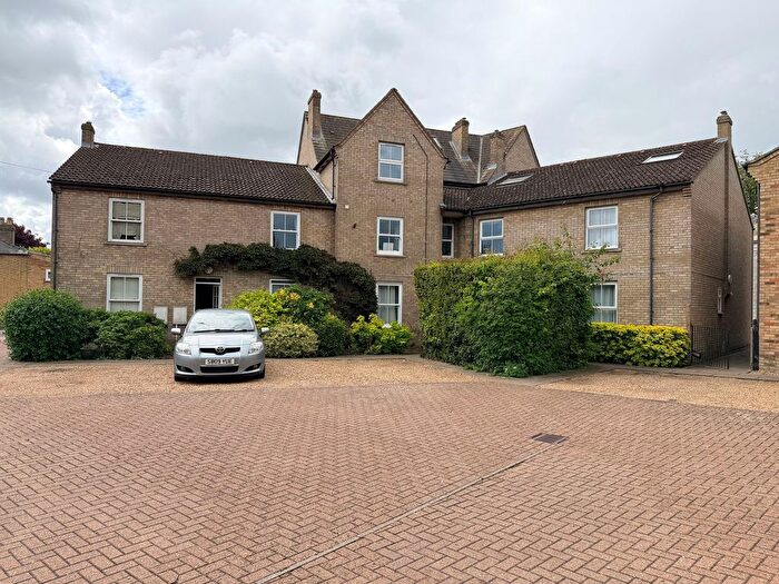 1 Bedroom Flat To Rent In High Street, Cottenham, CB24