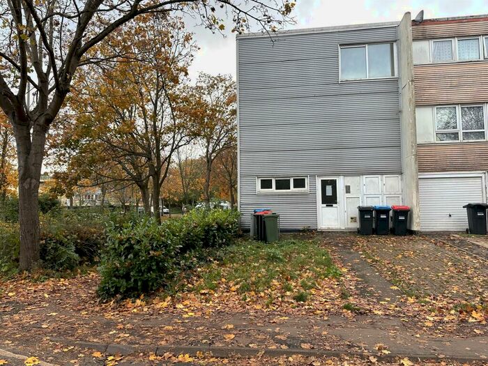 2 Bedroom Apartment For Sale In Langland Road, Netherfield, Milton Keynes, MK6