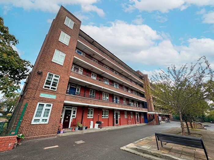 1 Bedroom Flat To Rent In Brooke Road, Hunsdon House Brooke Road, E5