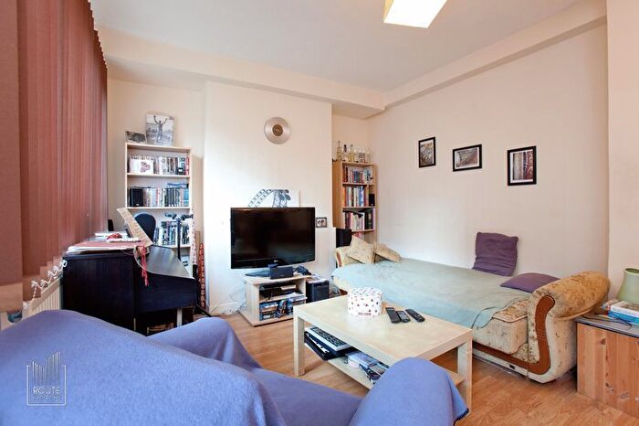 4 Bedroom Flat To Rent In Mulletsfield, Cromer Street, Kings Cross, WC1H