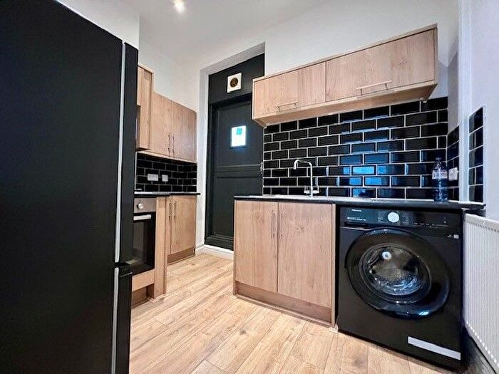 1 Bedroom Flat To Rent In Cornwall Street, Cardiff, Grangetown, CF11
