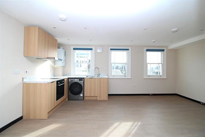 2 Bedroom Flat To Rent In Montpelier Road, Brighton, BN1