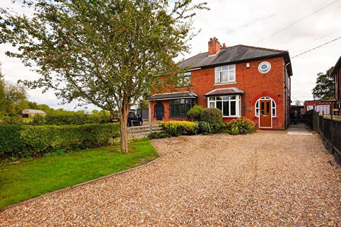 3 Bedroom Semi-Detached House For Sale In Cottam Road, Treswell, DN22