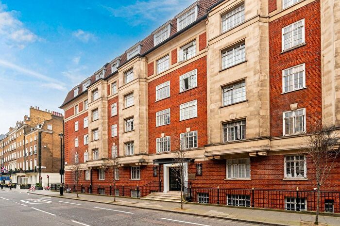 1 Bedroom Flat To Rent In Quebec Court, Seymour Street, Marylebone, London, W1H