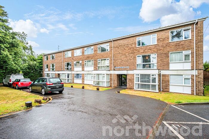 2 Bedroom Flat For Sale In The Grove, Epsom, KT17