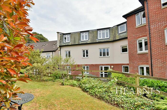 2 Bedroom Retirement Property For Sale In Ringwood Road, Ferndown, BH22