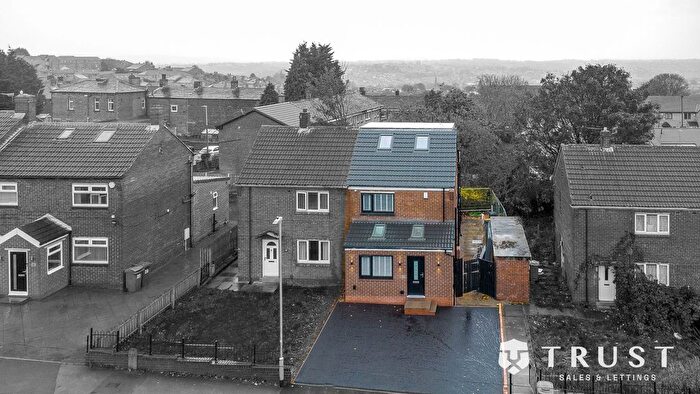 4 Bedroom Semi-Detached House To Rent In Fountains Avenue, Batley, WF17