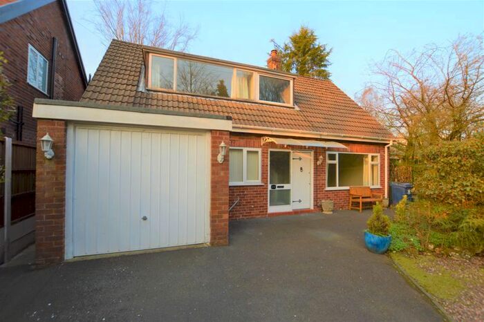 2 Bedroom Bungalow For Sale In Ban-Teer, Hall Lane, Wrightington, WN6