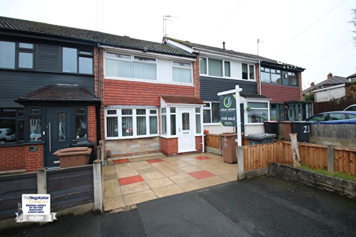 3 Bedroom Terraced House For Sale In Halstead Drive, Irlam, M44