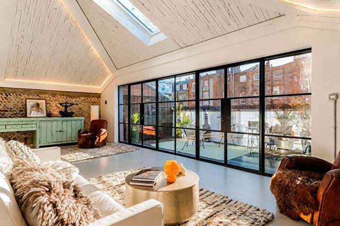 4 Bedroom Terraced House For Sale In Regency Mews, Brighton, BN1