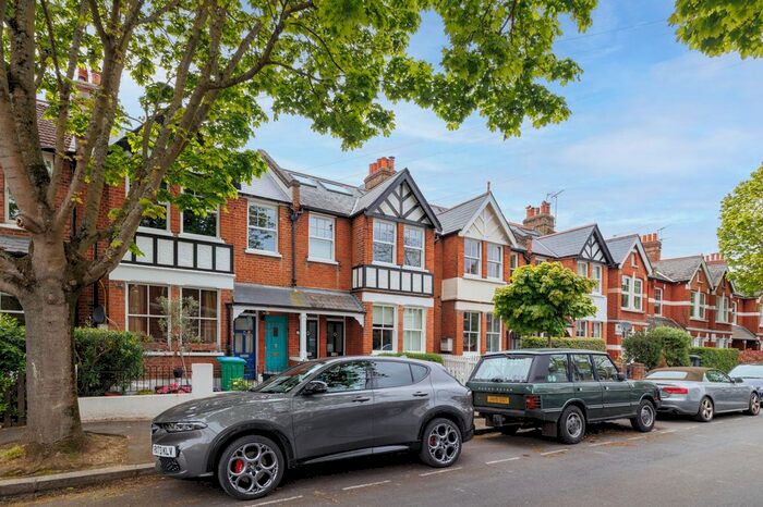 3 Bedroom Maisonette To Rent In Ashleigh Road, London, SW14