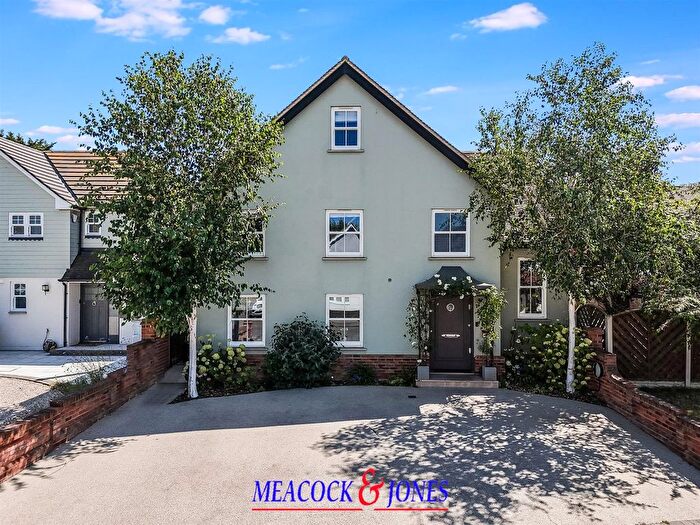 5 Bedroom Detached House For Sale In Penn Close, Orsett, Grays, RM16