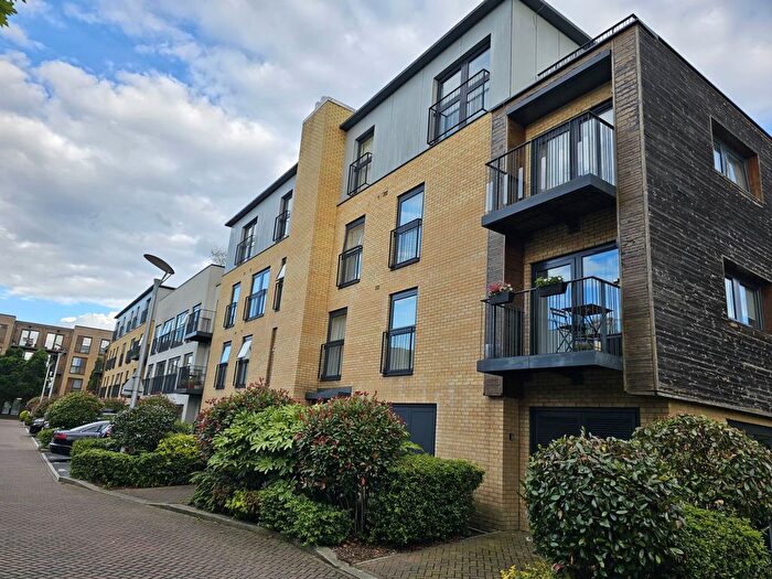 2 Bedroom Flat To Rent In Hitchin Lane, Stanmore Place, Stanmore, HA7