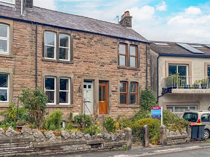 2 Bedroom Terraced House For Sale In High Road, Halton, LA2