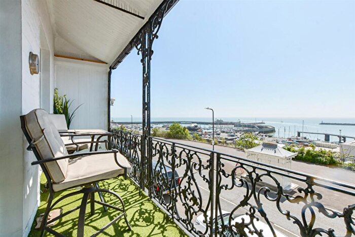 3 Bedroom Ground Maisonette For Sale In Paragon, Ramsgate, Kent, CT11