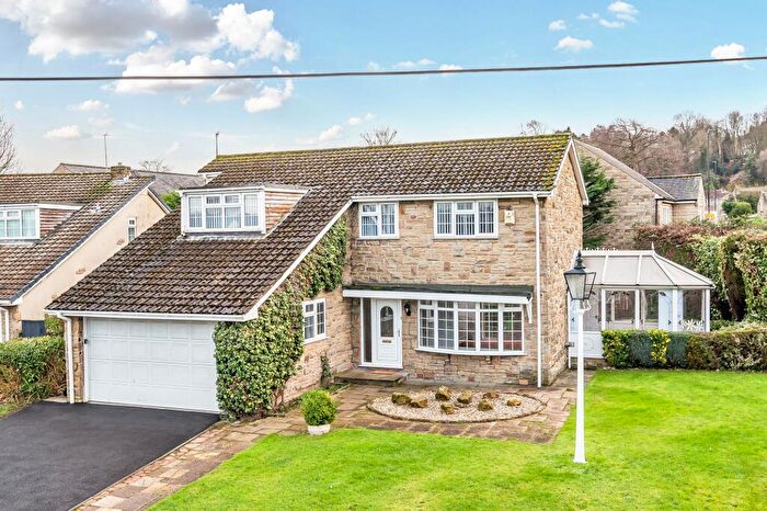 4 Bedroom Detached House For Sale In Pool Bank Close, Pool In Wharfedale, LS21