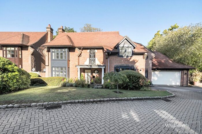 4 Bedroom Detached House For Sale In Abbey Wood, Sunningdale, Ascot, Berkshire, SL5