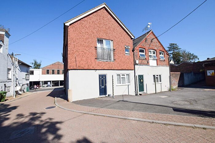1 Bedroom Flat To Rent In New Town, Uckfield, TN22