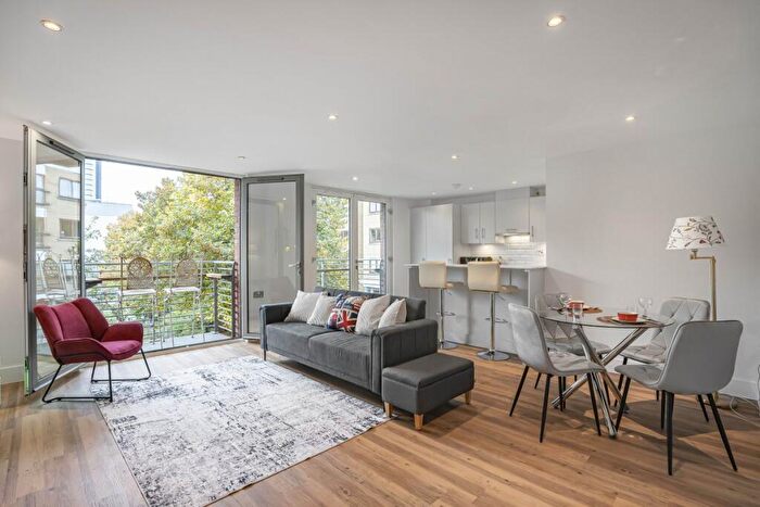 2 Bedroom Apartment To Rent In Graham Street, Angel, N1