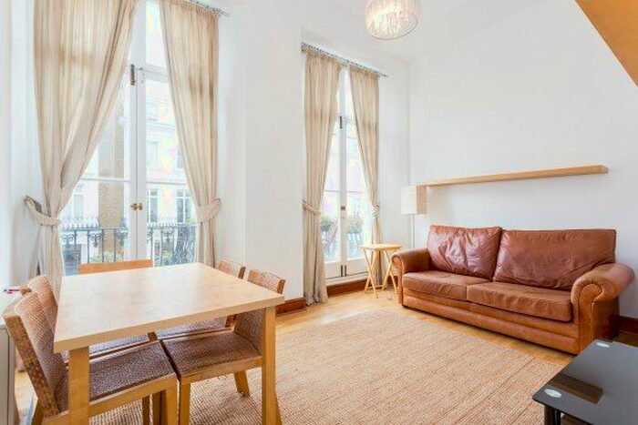 1 Bedroom Flat To Rent In Pembridge Gardens, Notting Hill, W2