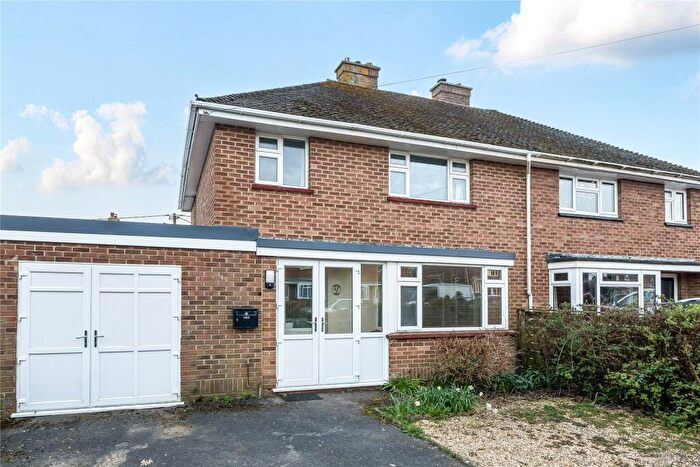 4 Bedroom Semi Detached House To Rent In Corbin Road, Pennington, Lymington, Hampshire, SO41