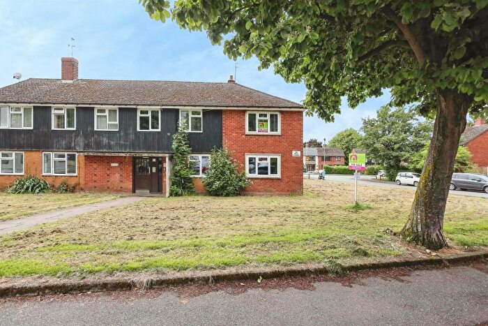 2 Bedroom Flat For Sale In Malvern Avenue, Stourbridge, DY9