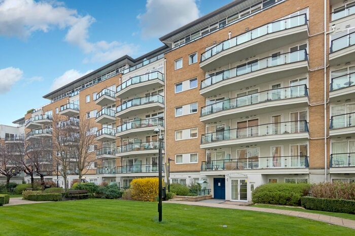 2 Bedroom Flat To Rent In Anchor House, Riverside West, Wandsworth, SW18