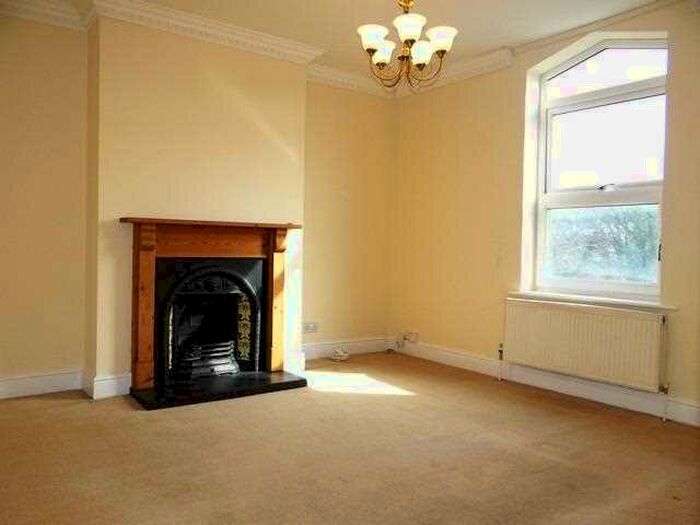 2 Bedroom Apartment To Rent In Shirebrook Road, Meersbrook, S8