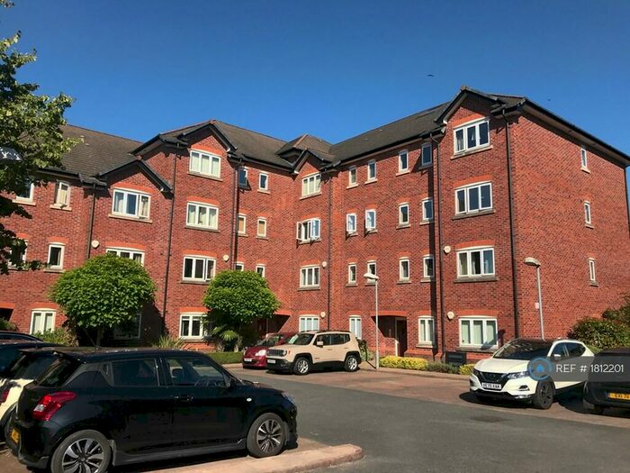 2 Bedroom Flat To Rent In Bridgewater Street, Sale, M33